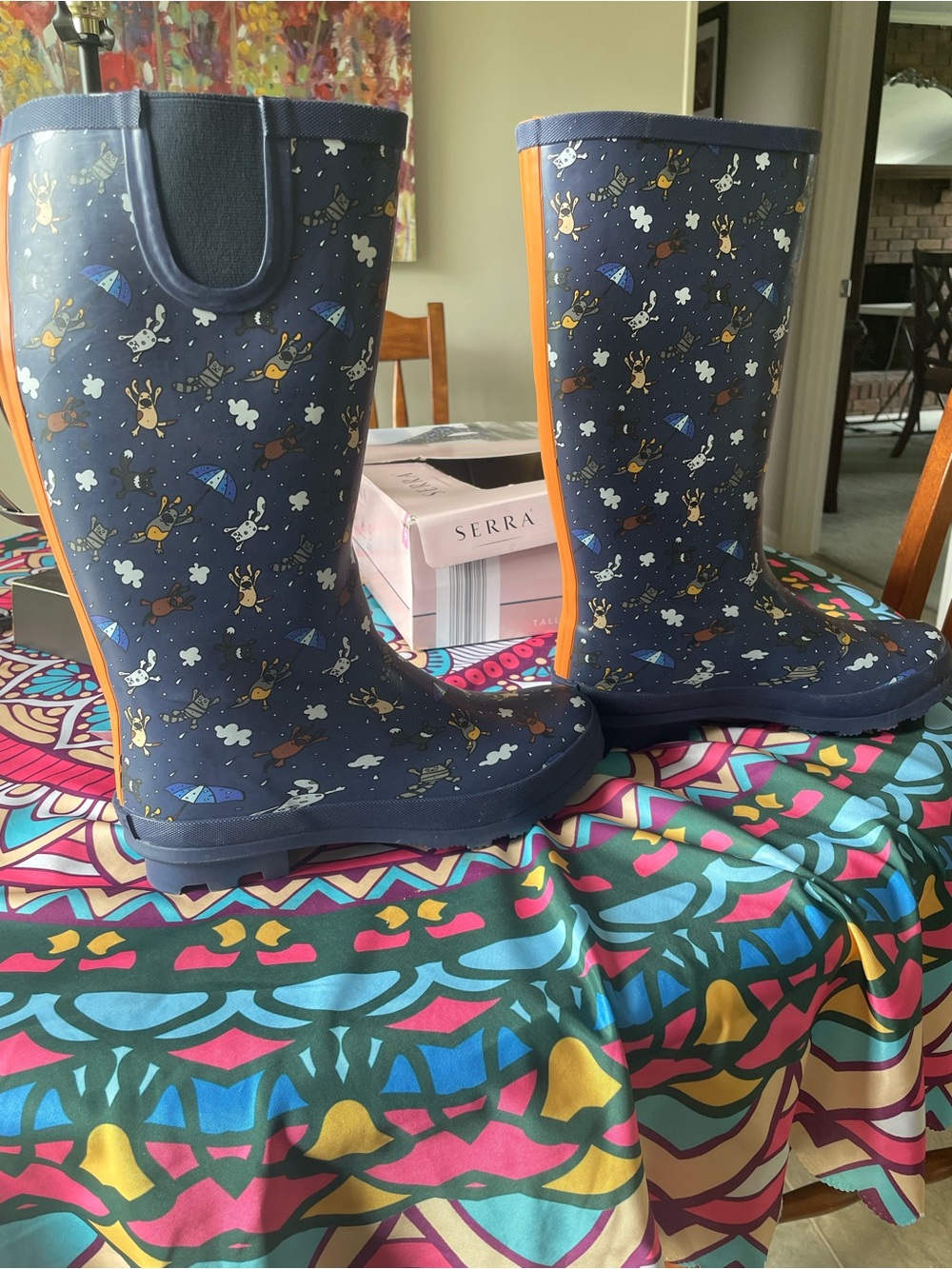 Women size 10 Serra rain boots